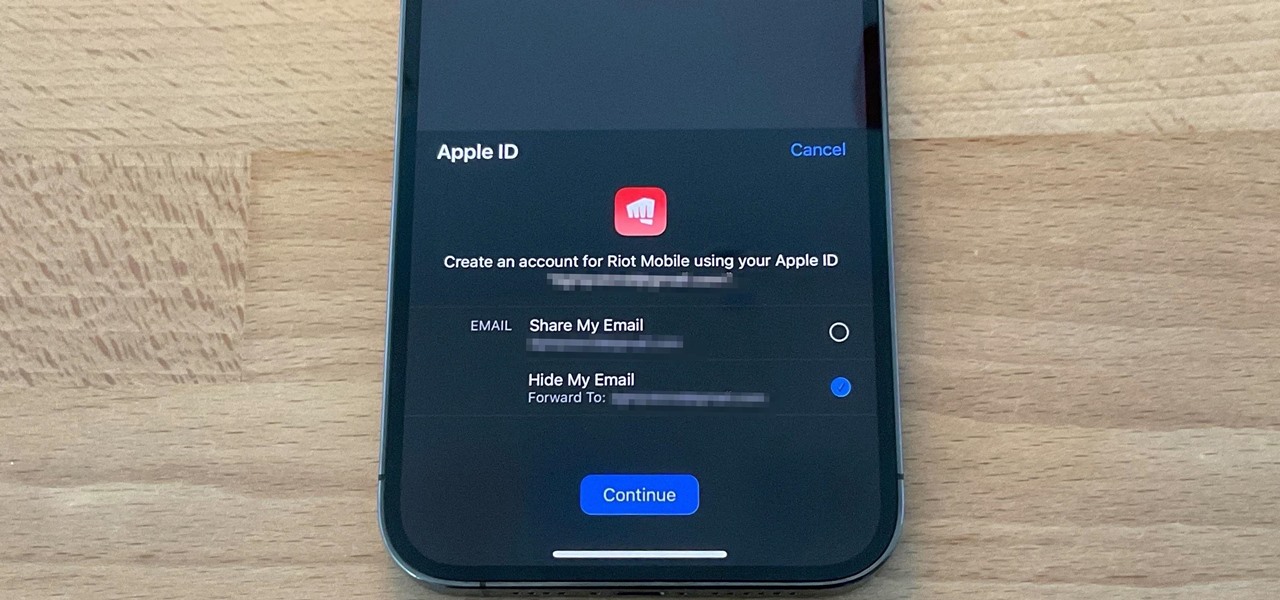 Find and Manage Your 'Sign in with Apple' and 'Hide My Email' Accounts on Your iPhone