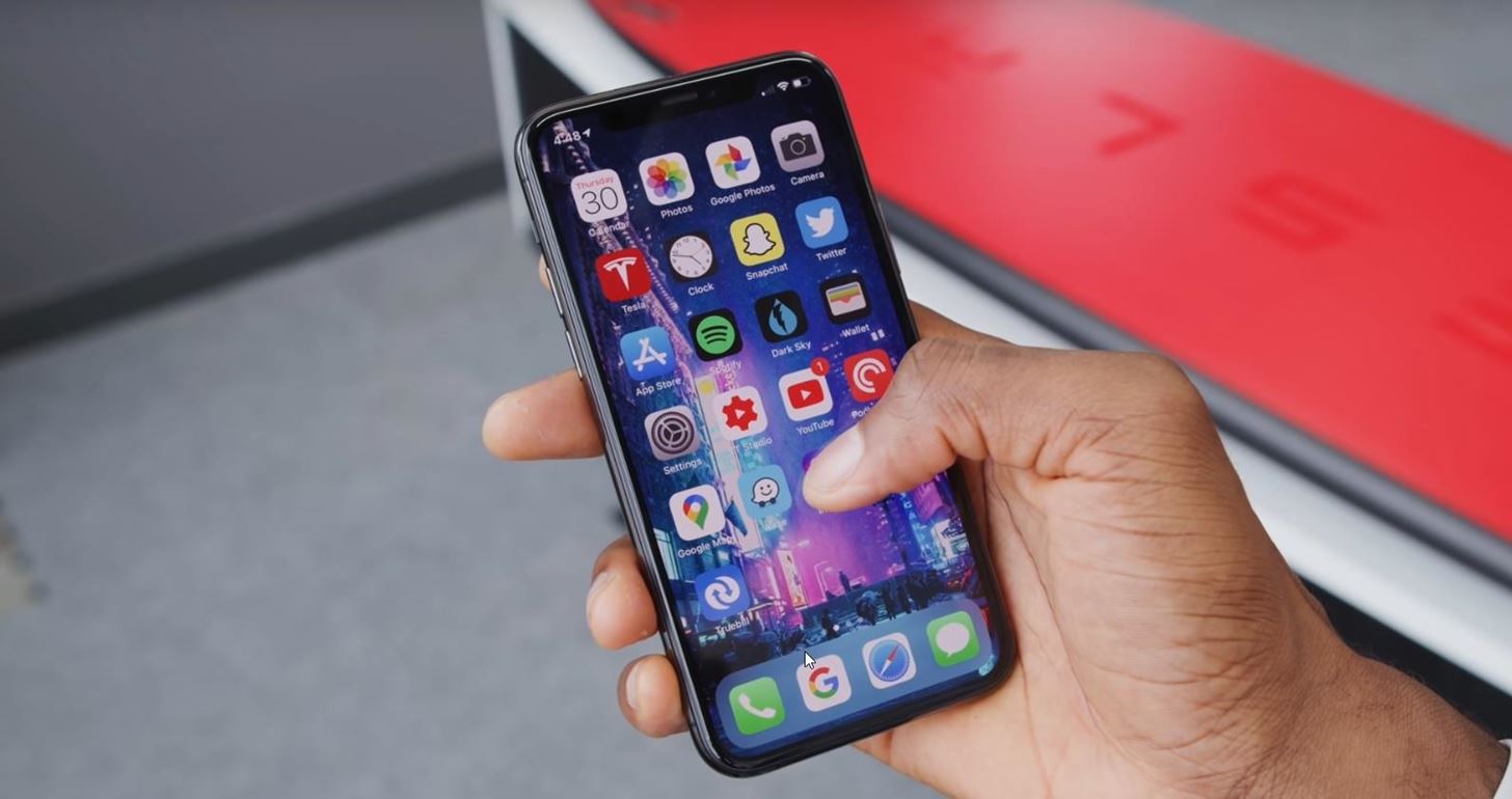 Galaxy Note 20 vs. iPhone 11 Pro: Comparing the Mid-Level Flagships from Samsung & Apple