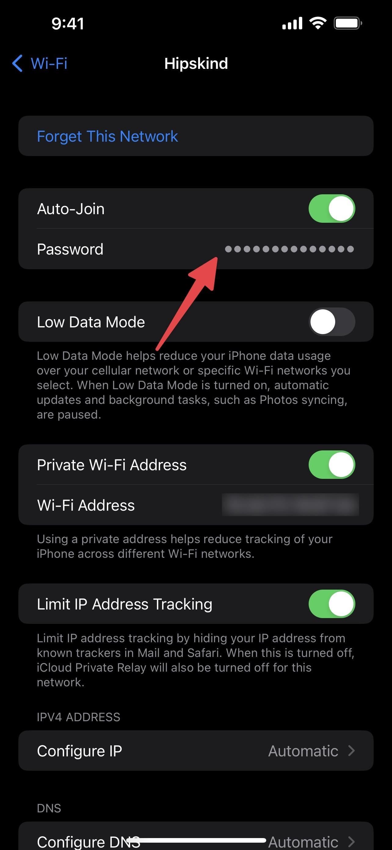 Major iPhone Update Finally Lets You Manage Past Wi-Fi Networks and Even View Their Passwords