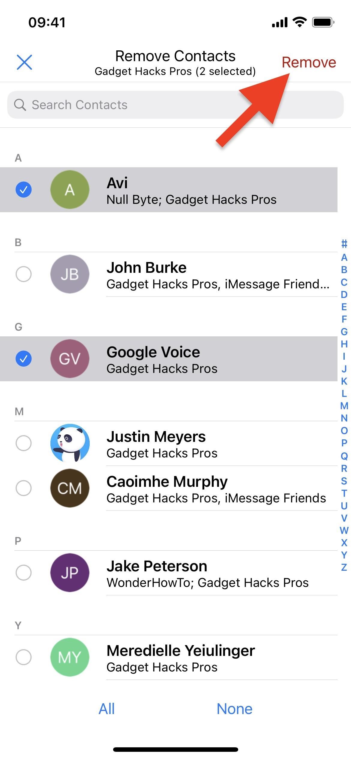 The Trick to Managing iCloud Contact Groups Right from Your iPhone (Since Apple's Contacts App Won't Let You)