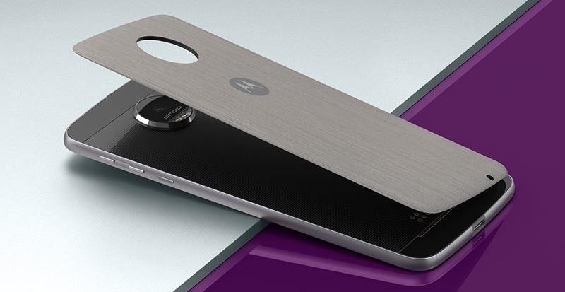 Motorola Has a New Way to Add Speakers, Battery Life, & Even a Projector to Your Phone