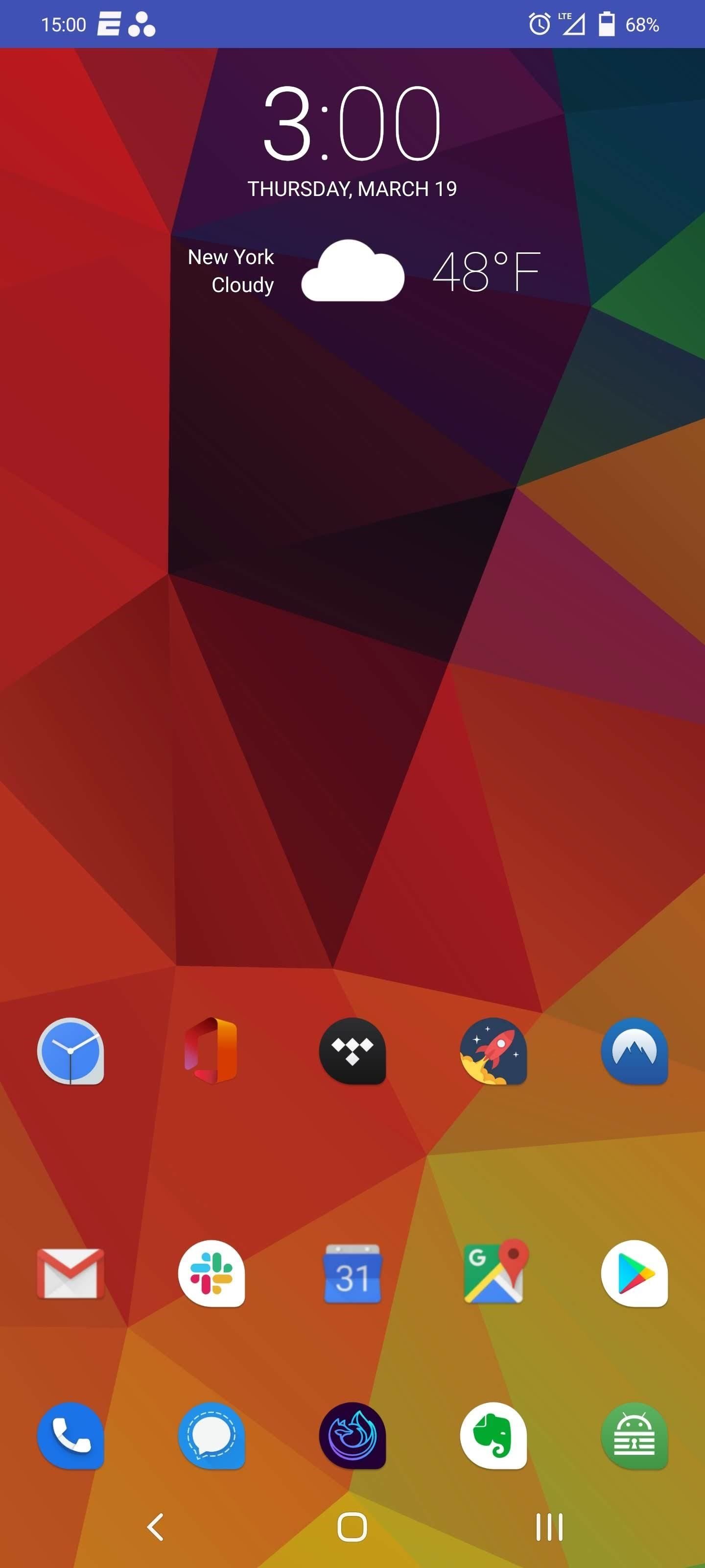 How to Completely Change the Status Bar on Any Android Without Rooting