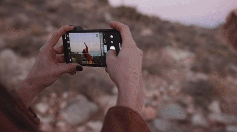 2019 Gift Guide: Must-Have Phone Accessories for Photographers