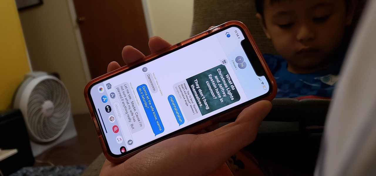 Disable Auto-Rotation in Your iPhone's Messages App