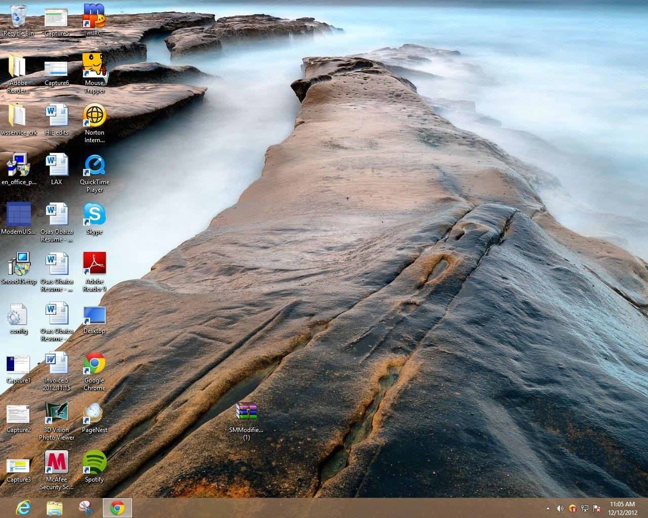 How to Get the Windows 8 Desktop and Start Screen (Or Taskbar and Start Screen) on the Same Display