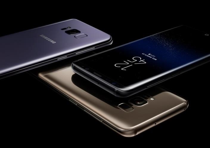 Apple vs. Samsung: How Do the iPhone 8 & 8 Plus Compare to the Galaxy S8 & S8+?