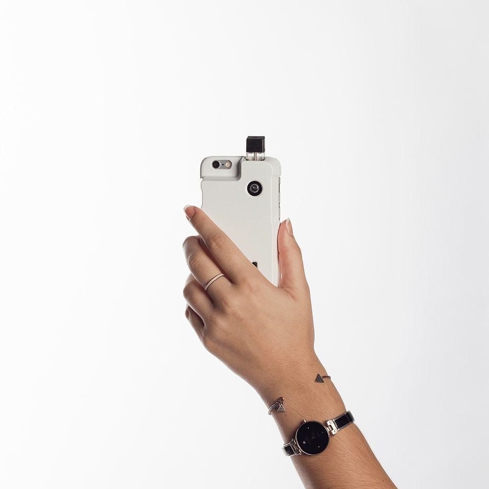 Get Ready to Take One Epic Vape Selfie with This iPhone Piece