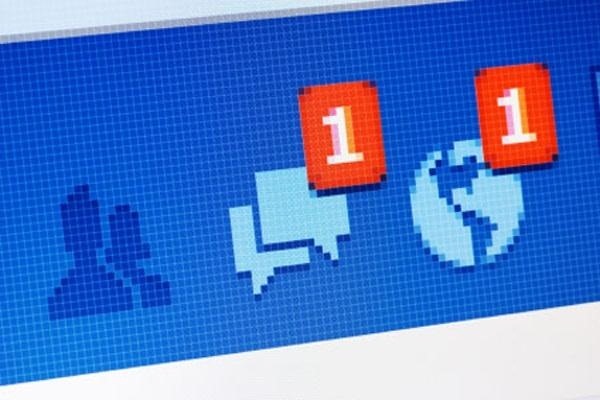 How to Hide All of the Social Numbers on Your Facebook Page with the Demetricator