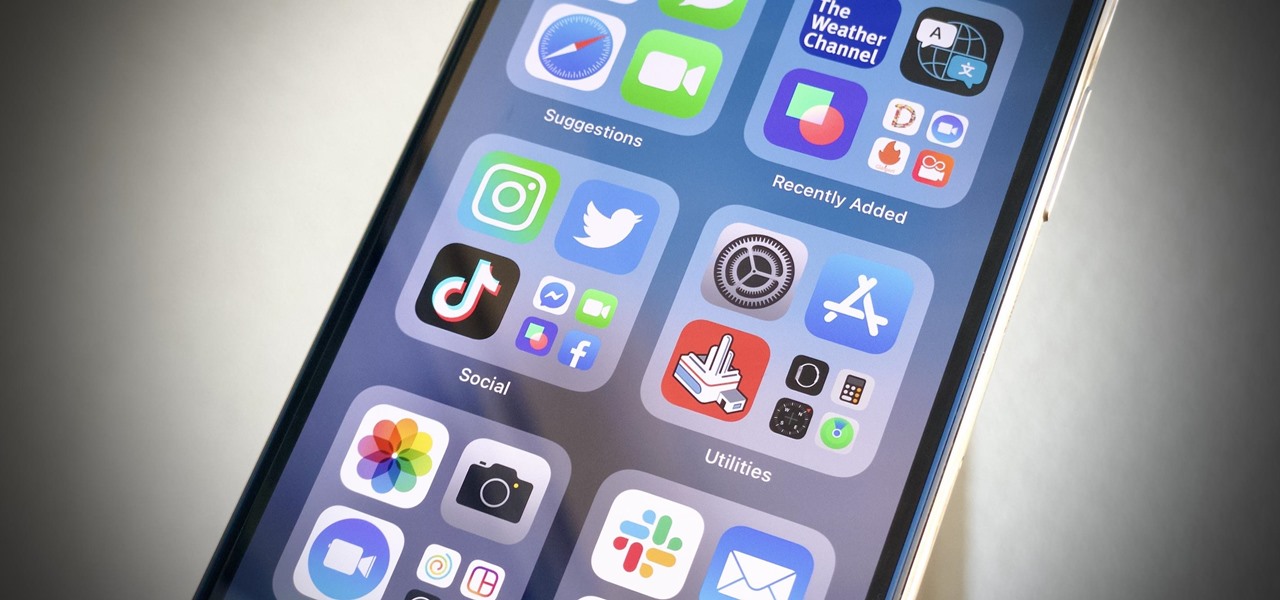 Get a True Minimalist Home Screen Layout on Your iPhone — No Jailbreak Needed