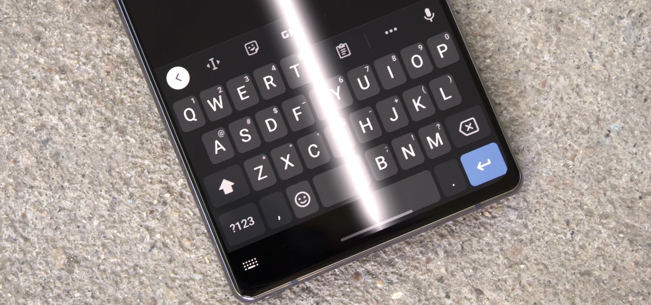 Remove the Black Bar Under Your Galaxy's Keyboard