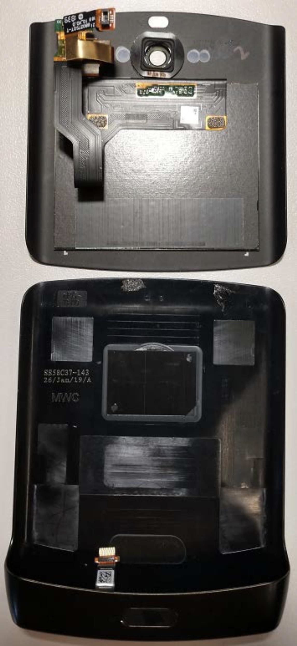 New Photos of the 2019 Motorola RAZR Surface in FCC Filing, Reveal Dimensions, Notch & Biometrics