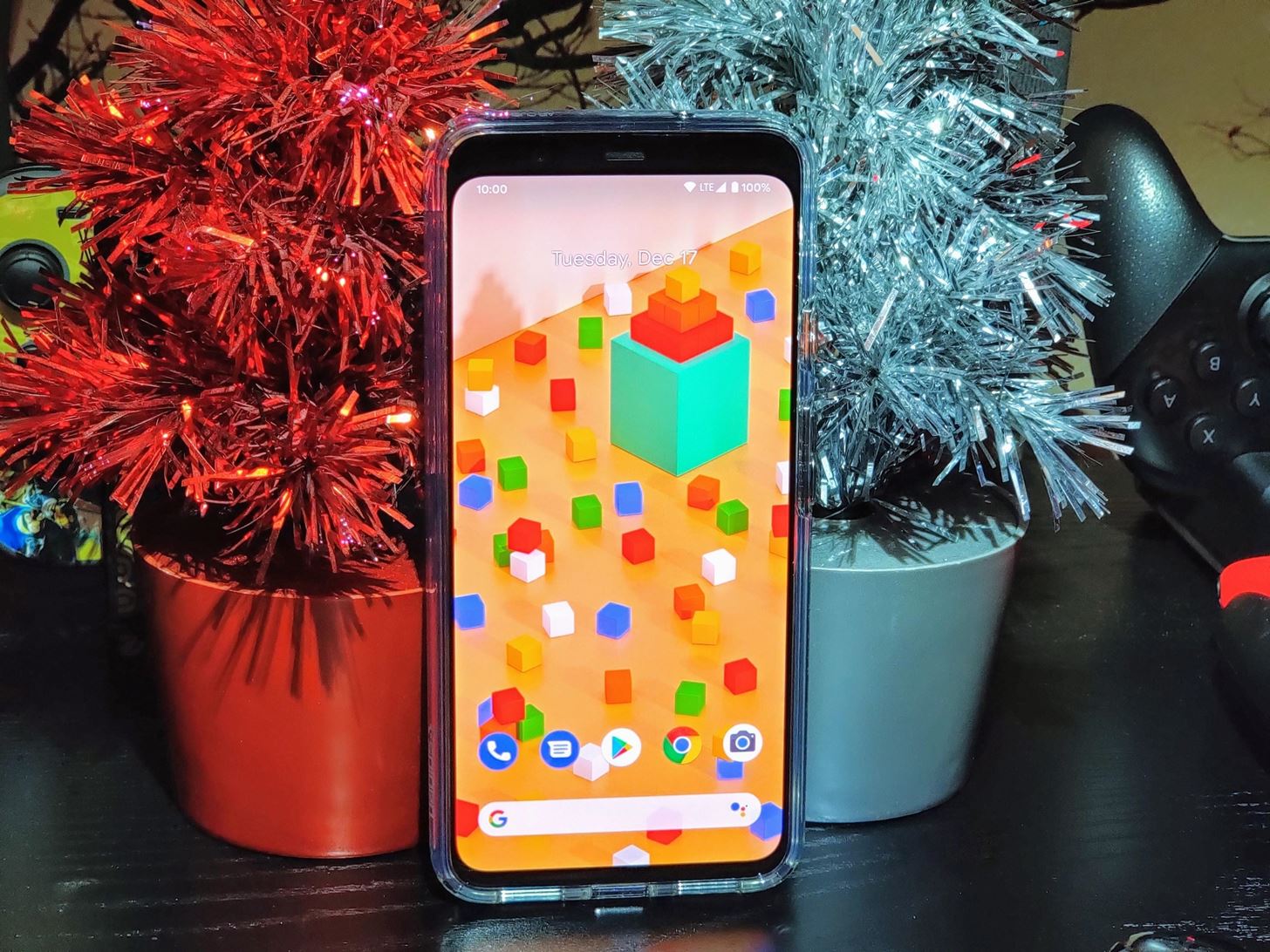 Our Writers & Editors Pick Their Favorite Phones of 2019
