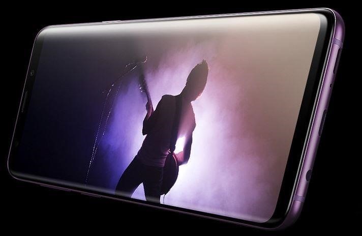 3 Reasons You Might Want to Switch to the Galaxy S9 from an iPhone