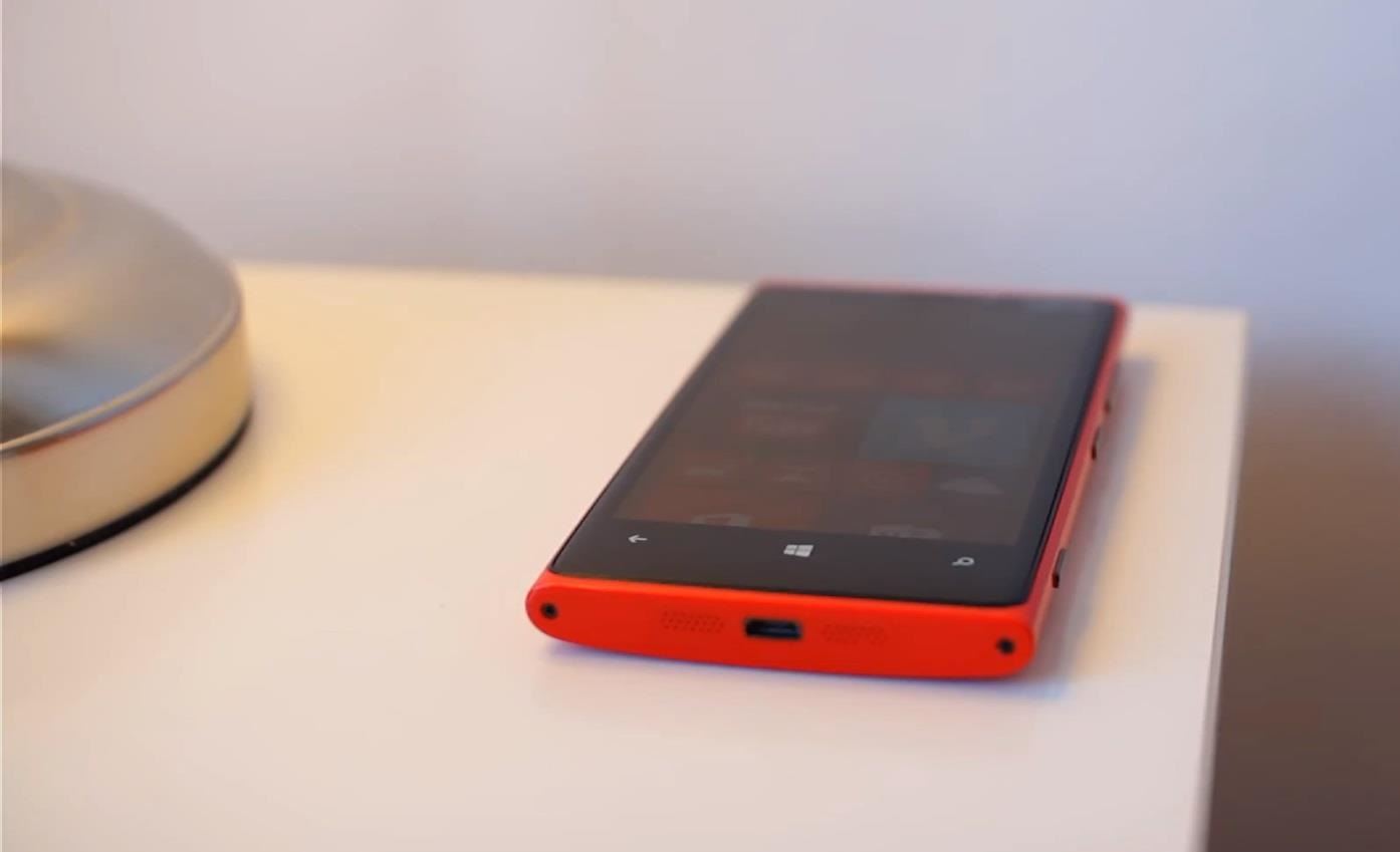 How to Charge a Lumia 920 or Nexus 4 with No Cables or Wireless Charging Stations in Sight