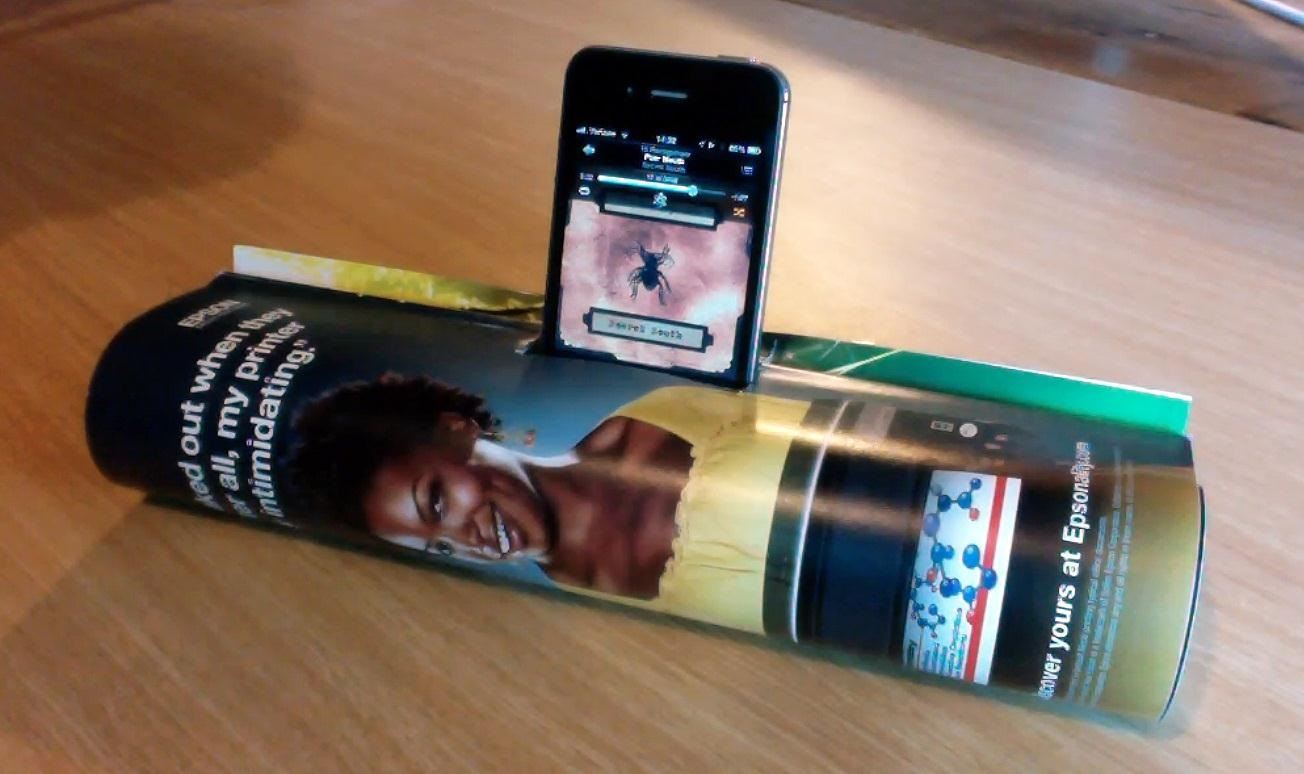 How to Turn Any Magazine into an iPhone Stereo Sound Dock