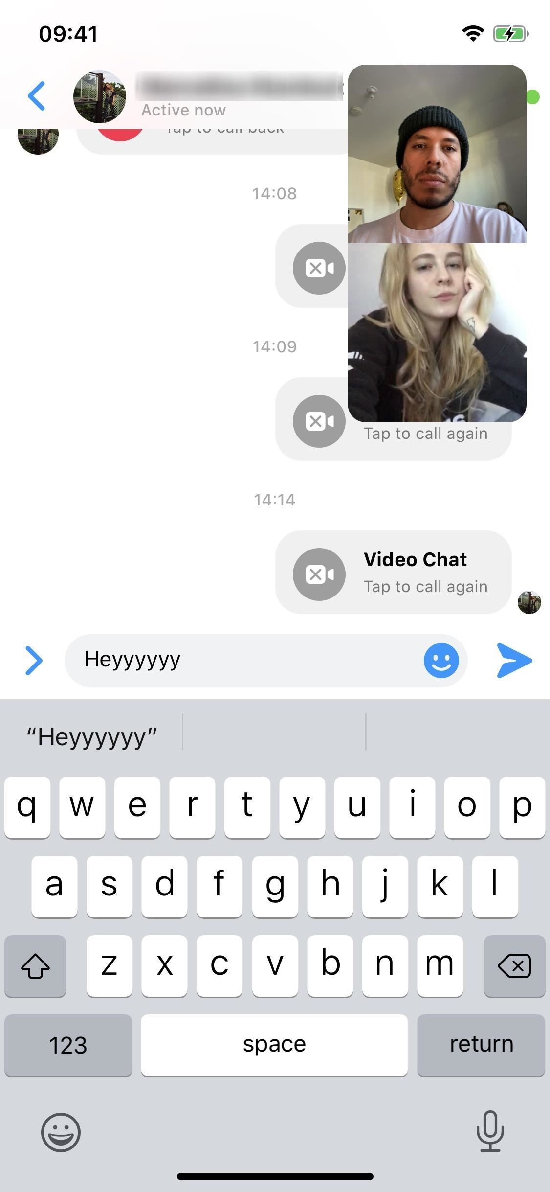Facebook messenger video chat icon moving