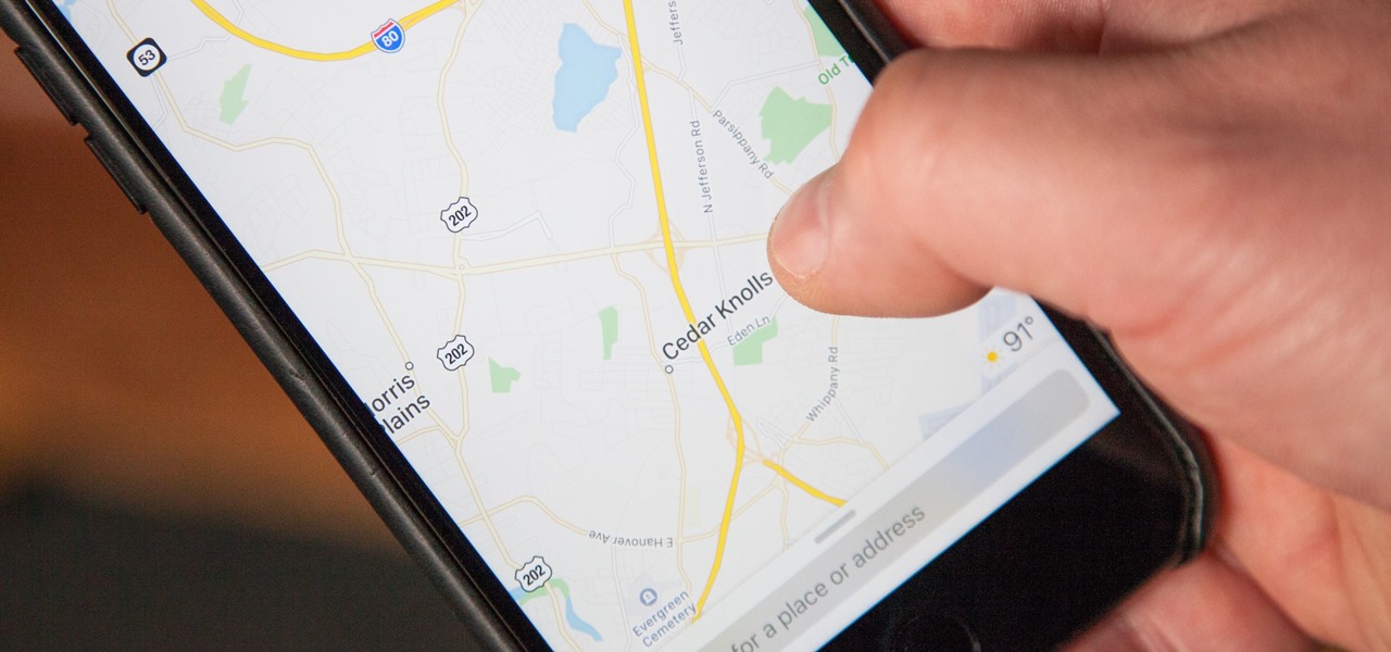 The Secret Way to Zoom In & Out in Apple Maps Using Only One Finger