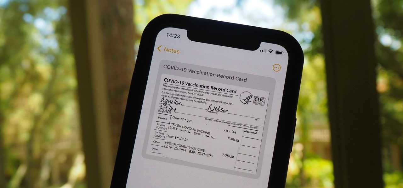 4 Ways to Quickly Open and Show Off Your COVID-19 Vaccination Record Card on Your iPhone