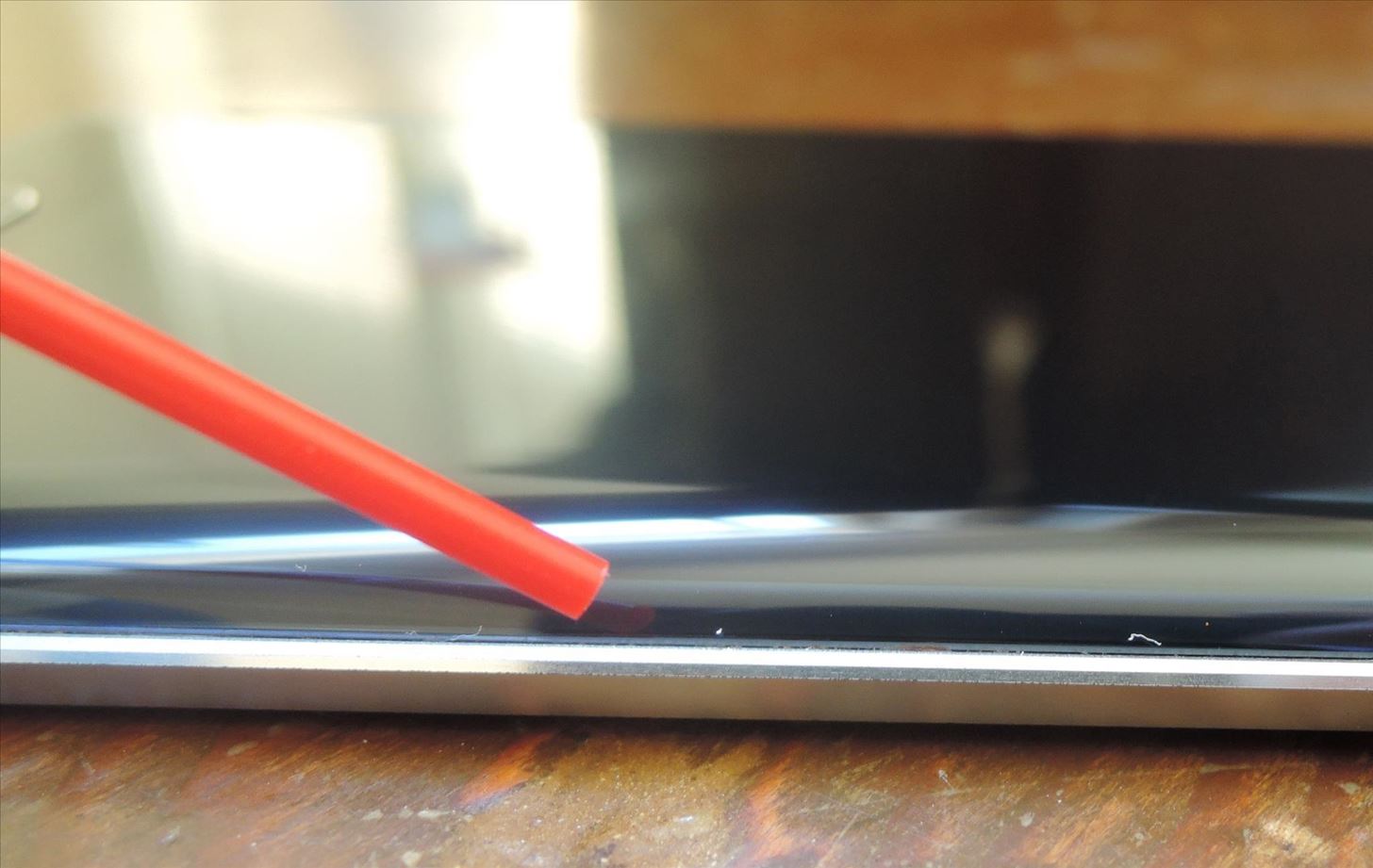 The Right Way to Clean Your Dirty Phone or Tablet