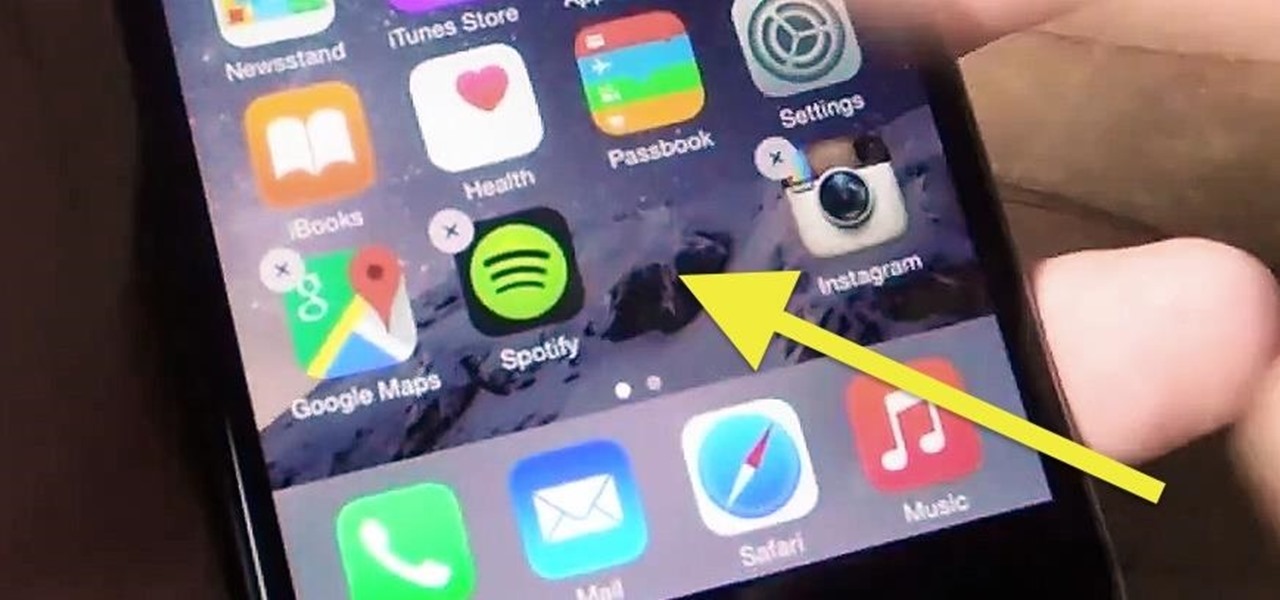 iOS 8 Glitch Lets You Hide Stock Apps Without Jailbreaking Your iPhone