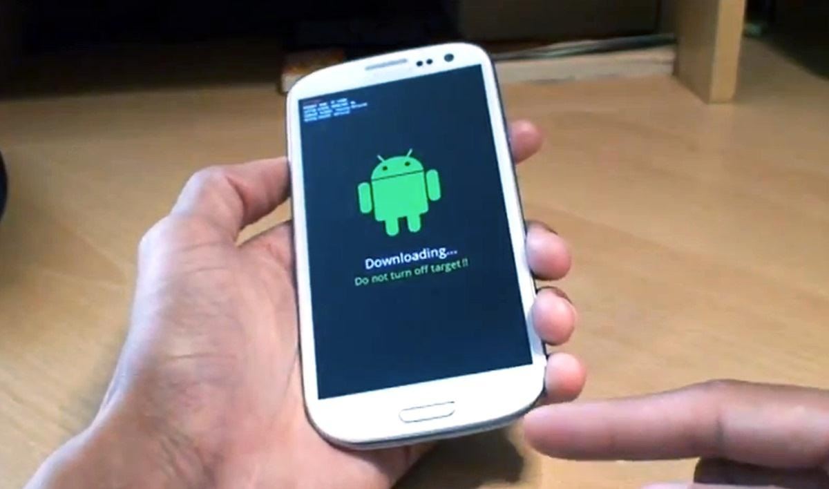 Включается телефон самсунг галакси. Прошивки Samsung Galaxy s3 4.3. S3 Mini Odin. Samsung Galaxy i9300. Зеленый экран самсунг.