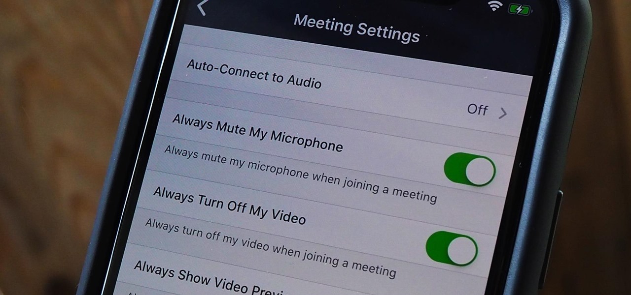 Disable Your Mic & Camera Automatically When Joining Zoom Meetings to Slip into Chats Quietly